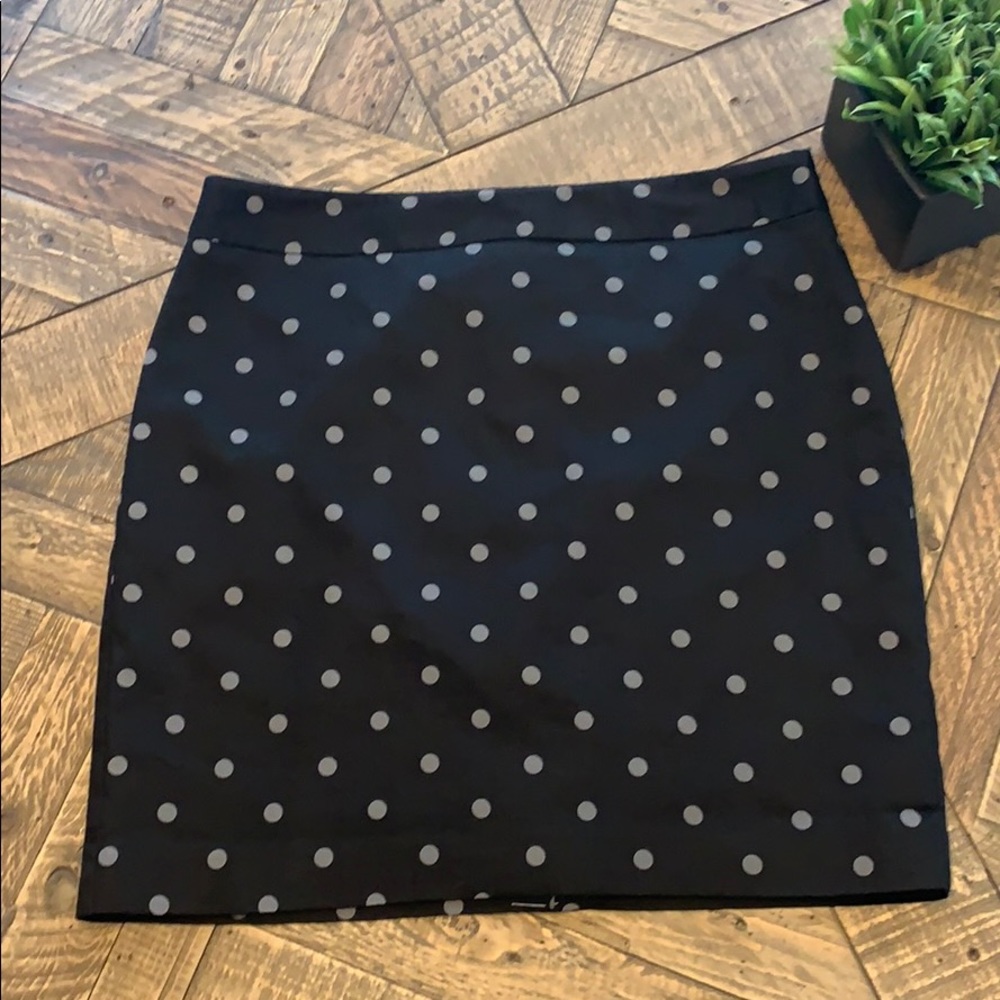 LOFT Black Dot Skirt NWOT